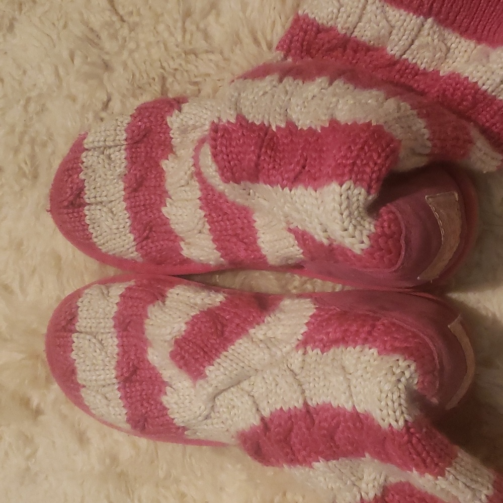 Unique Uggs - image 1